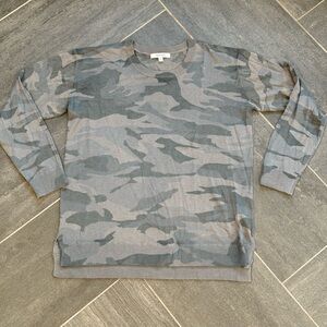 Splendid lightweight green camp Knit sweater XS